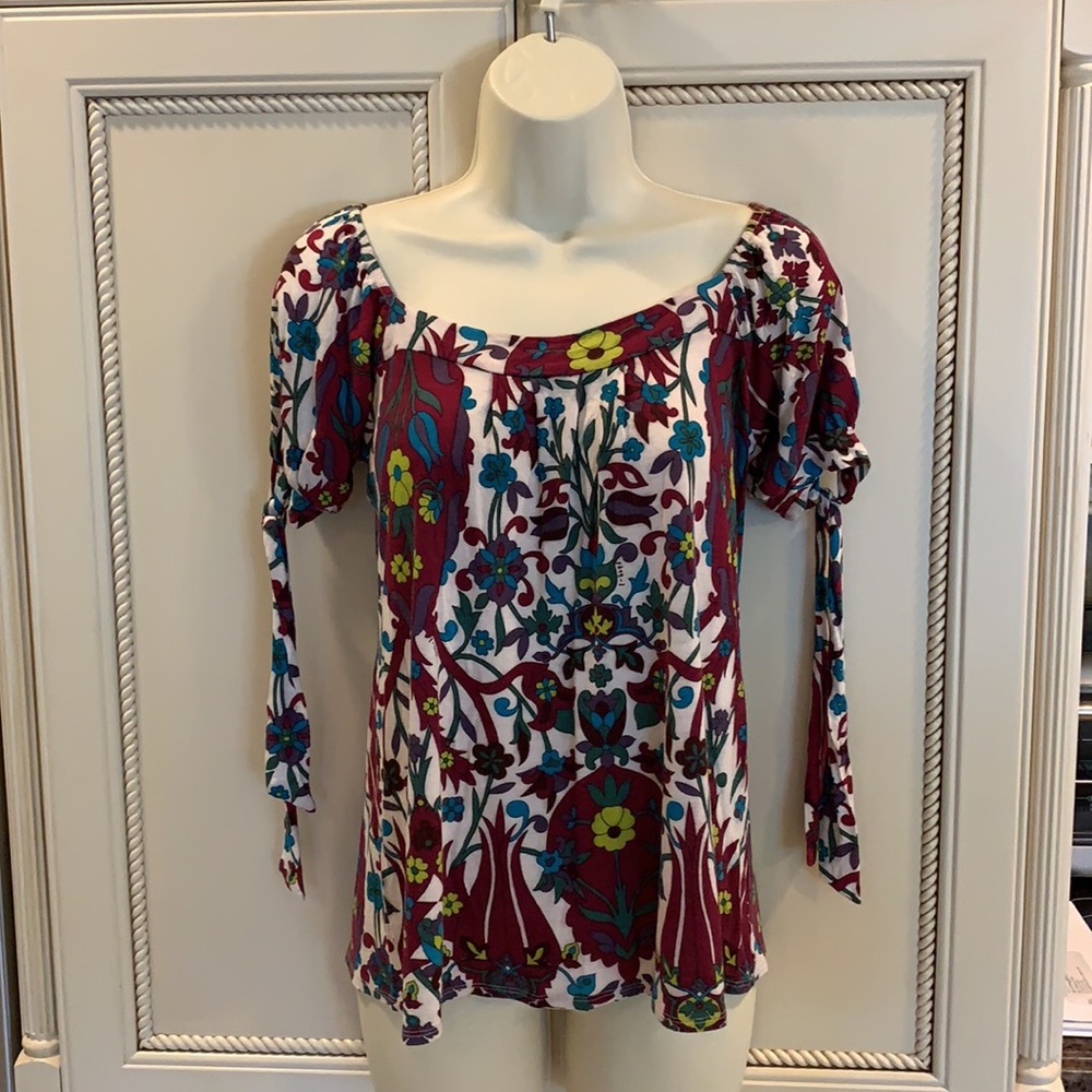T-Bags off the shoulder vibrant floral Top XS